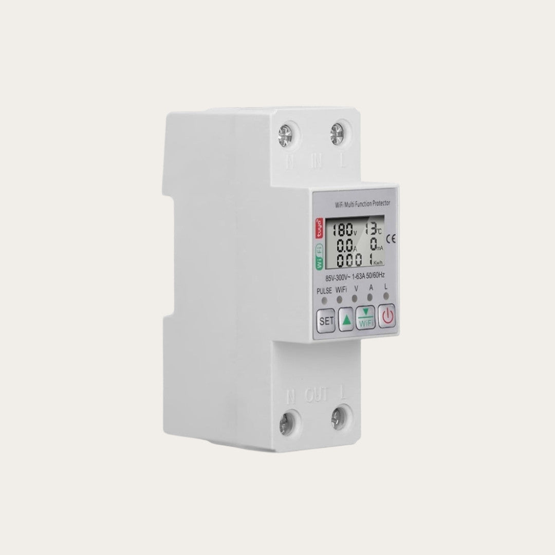 Smart circuit breaker with power metering