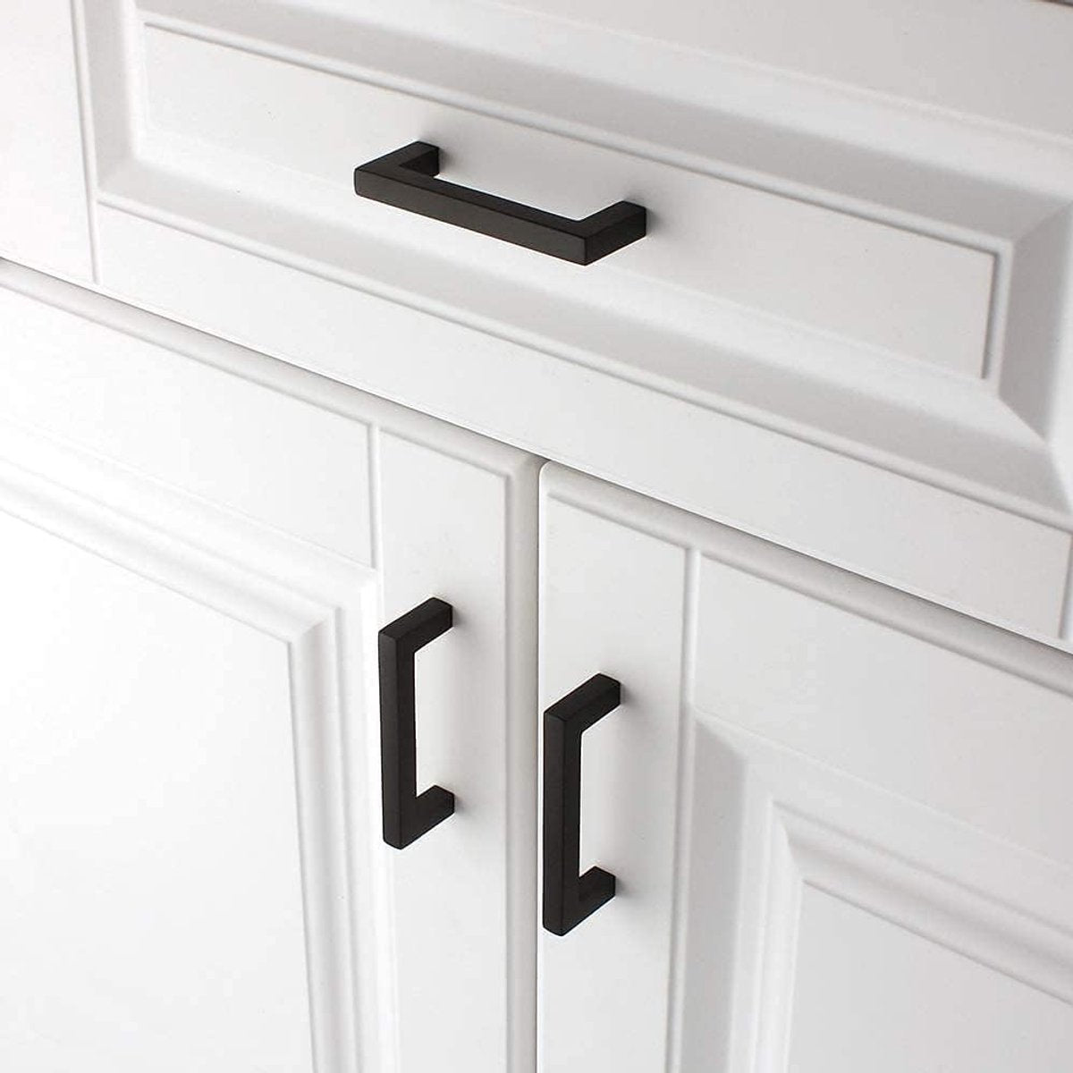 10 Piece Black Kitchen Cabinet Handles – 96mm Hole Spacing