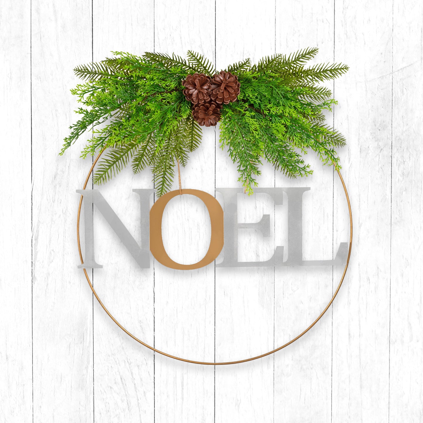 Santa's Helper Noel Christmas Wreath Charming Seasonal Touch 50CM