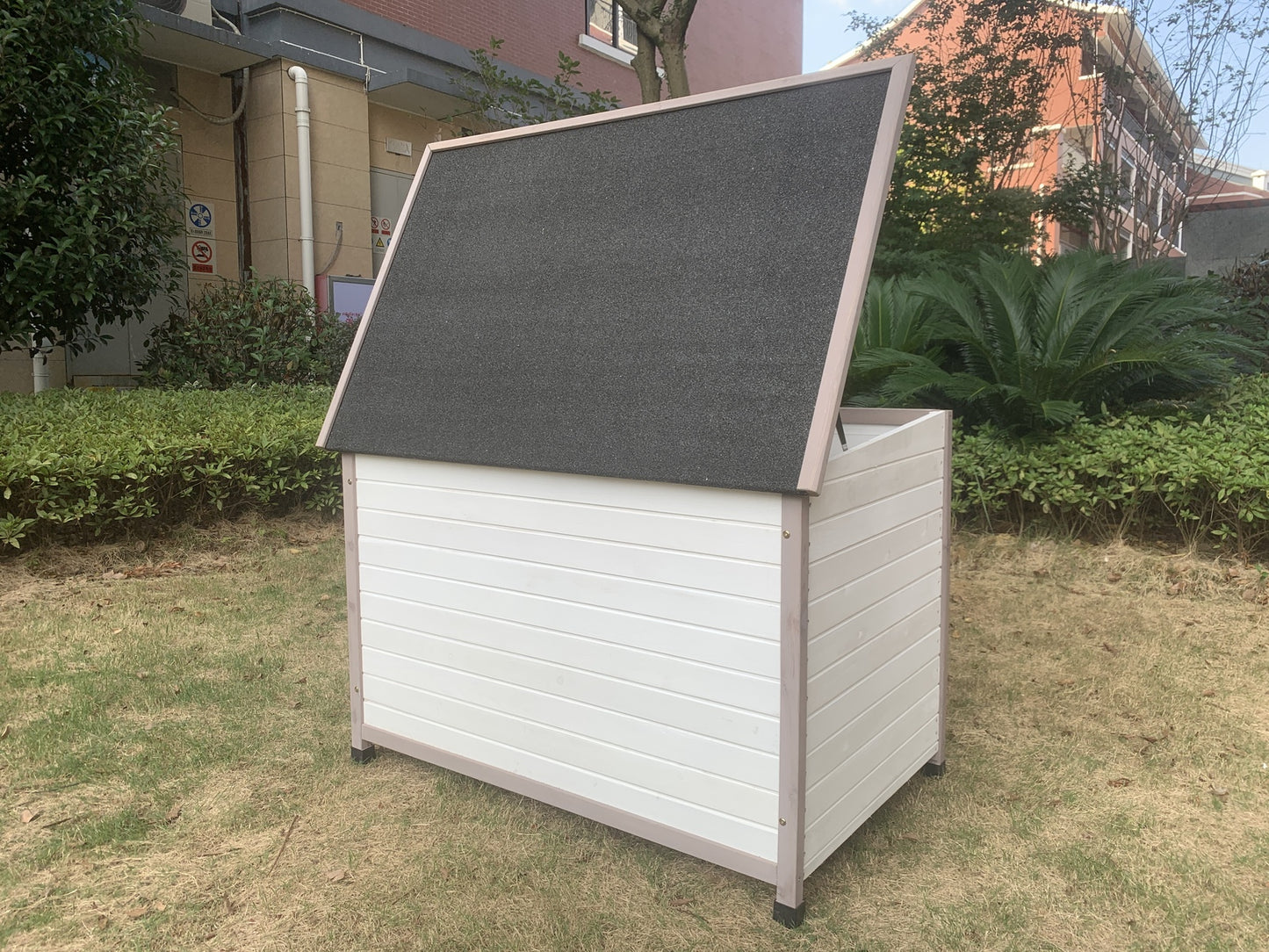 Large Timber Pet Dog Kennel House Puppy Wooden Timber Cabin With Stripe White