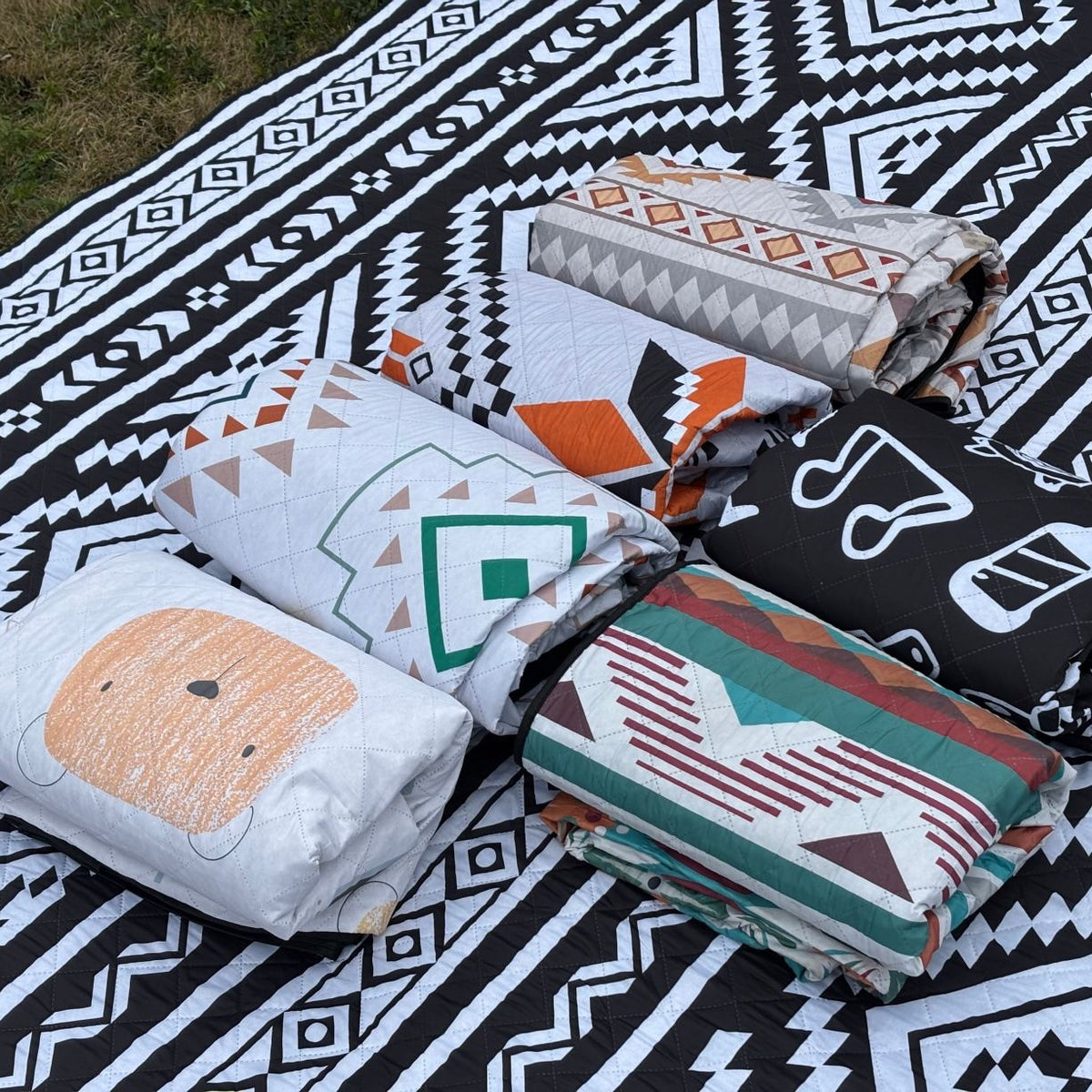 200x300cm Extra Large Waterproof Picnic Blanket – Bohemian Pattern