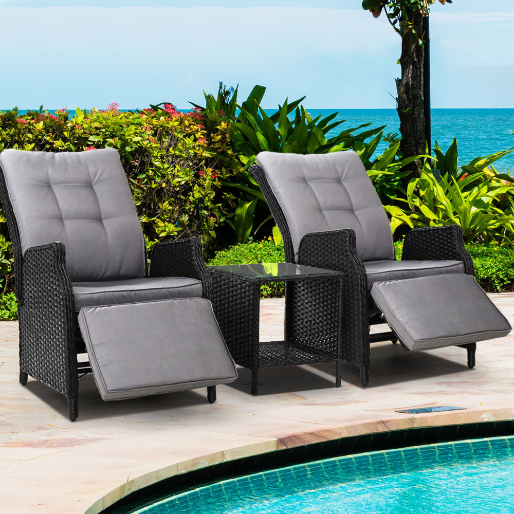 Outdoor Wicker Recliner Set