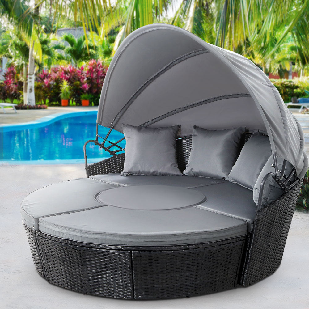 Outdoor Wicker Day Bed